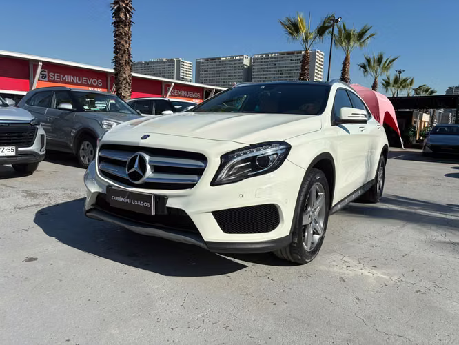 MERCEDES BENZ GLA 220 2.1 CDI 4MATIC AT 4X4 DIESEL