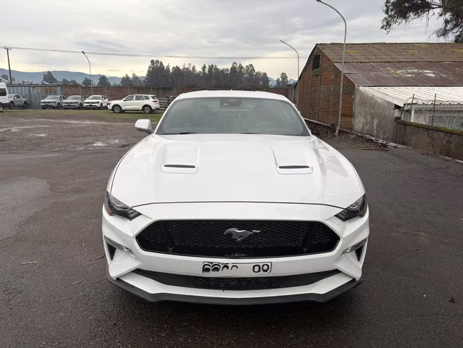 FORD MUSTANG 5.0 COUPE GT AT