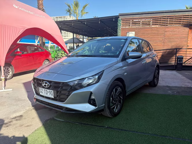 HYUNDAI I20 1.4 BI3 PLUS MT