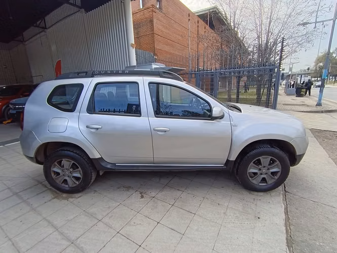 RENAULT DUSTER 1.6 ZEN MT - Imagen 4