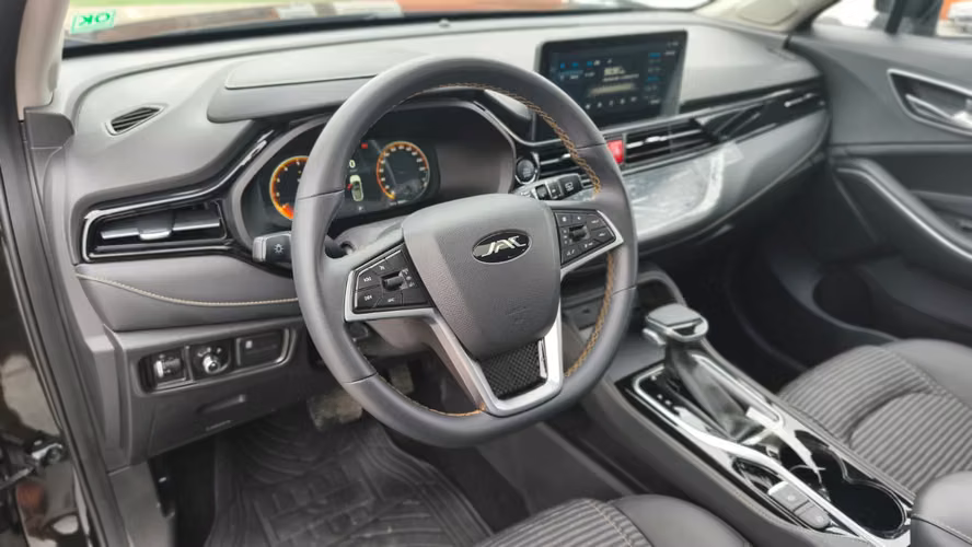 JAC JS4 1.5 LUXURY CVT AT