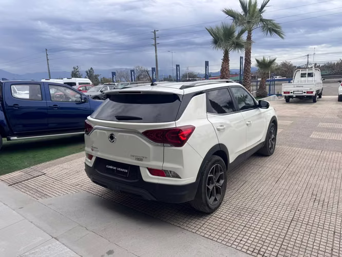SSANGYONG KORANDO 1.6 GLX 6AB AT DIESEL