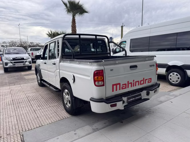 MAHINDRA PIK-UP DC 4X2 MT 2,2 WORK