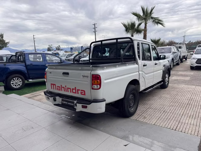 MAHINDRA PIK-UP DC 4X2 MT 2,2 WORK