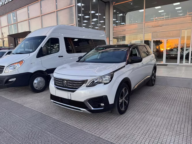 PEUGEOT 5008 1.6 HDI 120HP AT