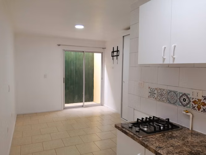 SE ARRIENDA MINI DEPARTAMENTO MONOAMBIENTE. $300,000 Luz y agua incluida