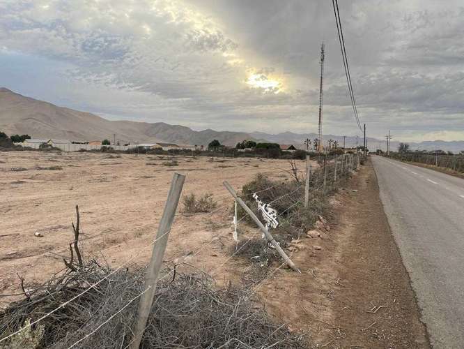 se arrienda terreno amplio (180242)
