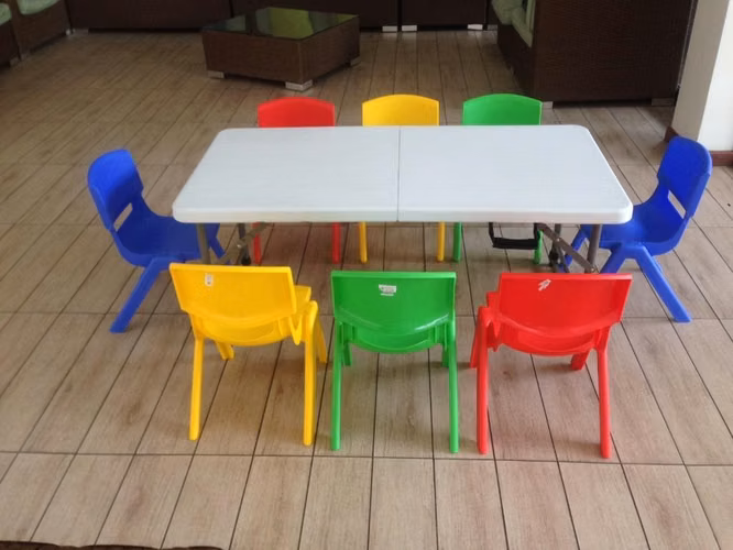 Arriendo sillas y mesas para cumpleaños infantil - Imagen 2