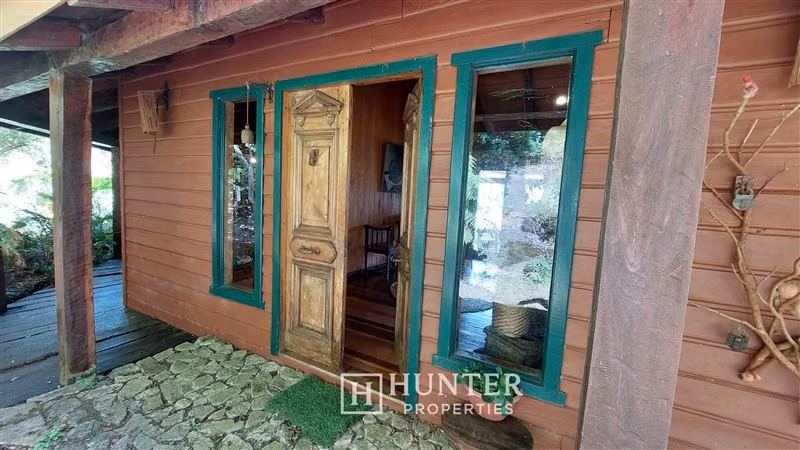 Casa en venta de 4 dorm 4 Baños en Lago Ranco