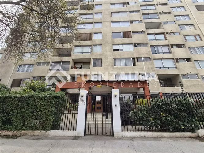 Departamento en arriendo de 2 dorm. en San Miguel - Imagen 2