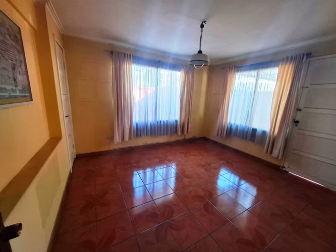 Casa excelente  arriendo Barrio El Tenis (180254)