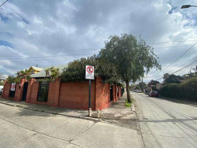 Arriendo excelente casa Barrio El Tenis (180254)