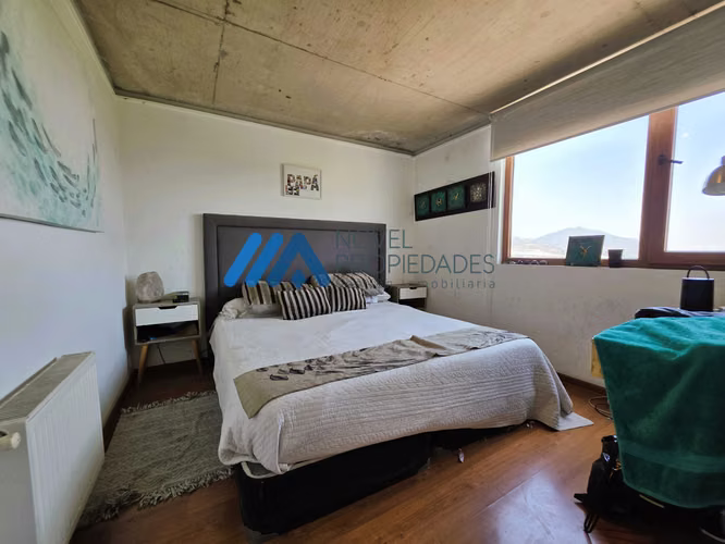 Moderna Casa en condominio cerrado (180279)