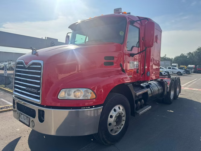 Mack Pinacle CXU613 2018