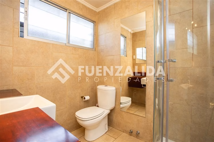Casa 4D + 2B en Sebastián Elcano Gran Terreno de 402 m - Imagen 10