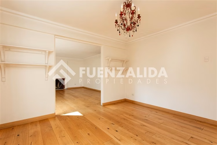Casa 4D + 2B en Sebastián Elcano Gran Terreno de 402 m - Imagen 7
