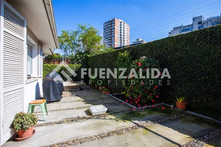 Casa 4D + 2B en Sebastián Elcano Gran Terreno de 402 m - Imagen 21