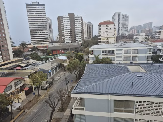 VENDE DEPARTAMENTO SEIS NORTE CON TRES PONIENTE VIÑA DEL MAR - Imagen 4