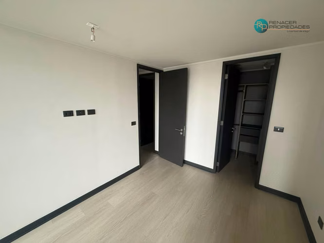 Depto En Arriendo Edificio New Life Macul | 2d - 1 B