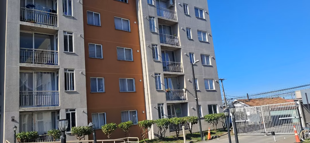 Se Vende Departamento de 2 Dormitorios en 4to piso Av Las Quintas Los Angeles, Bio Bio, VIII Región