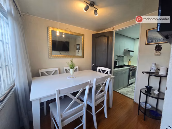 Oportunidad Casa en Condominio recién remodelada - Imagen 8