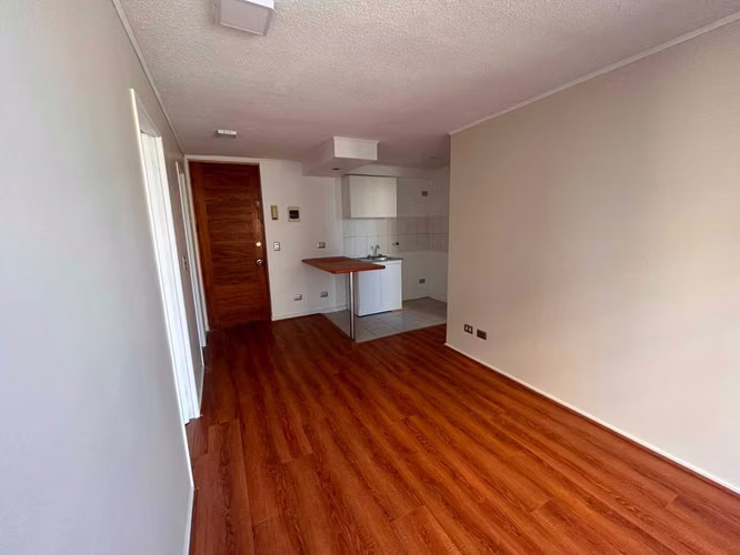 Lindo departamento a pasos del metro Ñuble (180318)