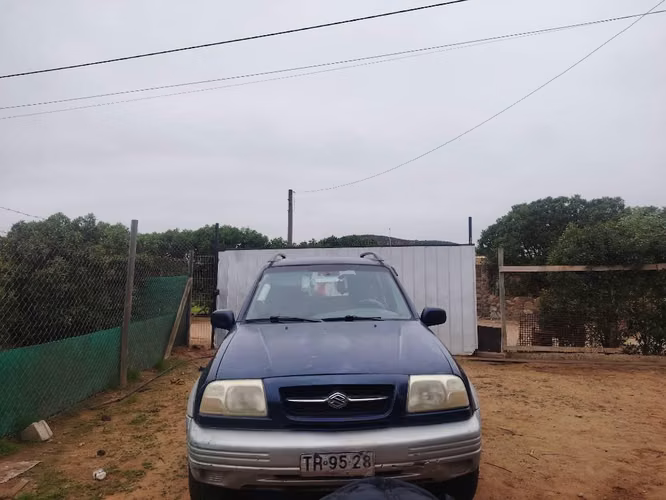 Suzuki grand nomade año 2000 4x4