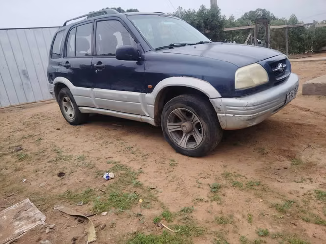 Suzuki grand nomade año 2000 4x4 - Imagen 5