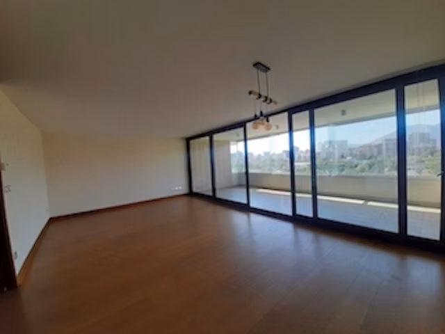 Exclusivo Depto. en Las Condes|3D + 3B + 2 Estacio