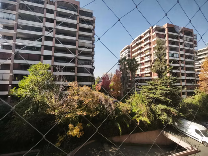 Amplio departamento como nuevo en Vitacura (180324) - Imagen 23