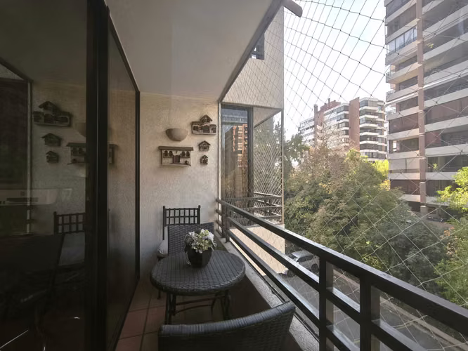 Amplio departamento como nuevo en Vitacura (180324) - Imagen 21