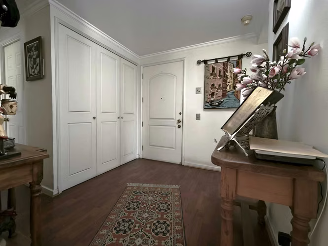 Amplio departamento como nuevo en Vitacura (180324) - Imagen 3