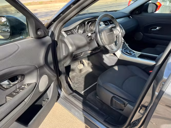LAND ROVER EVOQUE 2.0T AUT. 4X4 2019 SÓLO 40.000 KM. - Imagen 10