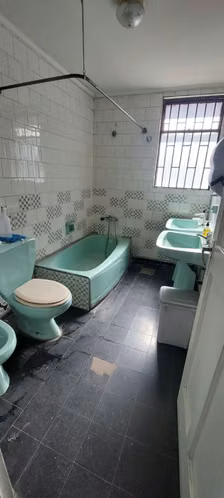 OFICINA 4 PRIVADOS 2B 2B GRAN TERRENO CALLE OROMPE