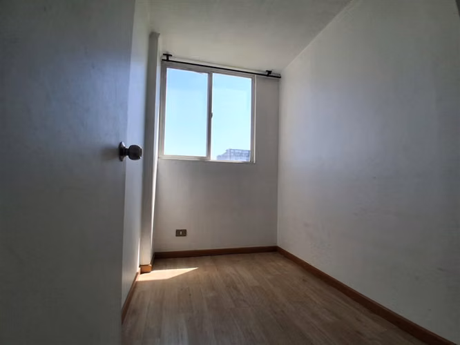 Departamento en venta de 3 dorm 1baño en La Cisterna