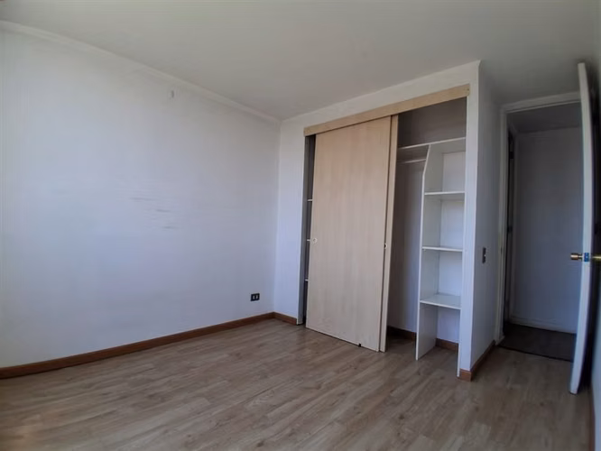 Departamento en venta de 3 dorm 1baño en La Cisterna