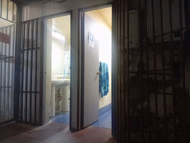 ATENCIÓN INMOBILIARIAS, INVERSIONISTAS, CONSTRUCTORAS  EN VENTA PROPIEDAD INDUSTRIAL EN PLENA ESQUINA DE CALLES CATAMARCA CON HOEVEL - QUINTA NORMAL - Imagen 12