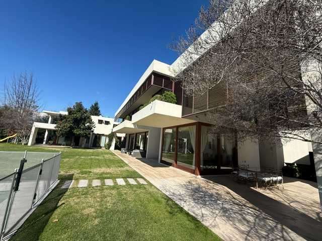 Arquitecto Mardones, Elegancia, Santiago College (180327)