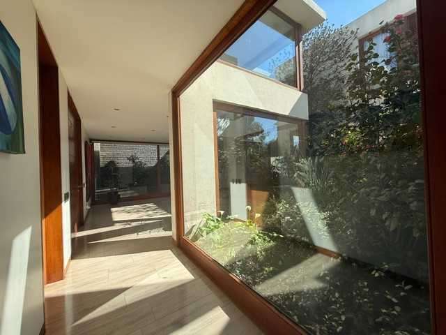 Arquitecto Mardones, Elegancia, Santiago College (180327)
