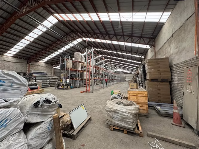 ARRIENDO BODEGA 2000M2/TERRENO2000M2 LA VARA-SAN BERNARDO - Imagen 5
