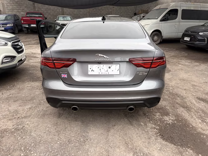 JAGUAR XE 2020 "LIBERADO"  EXCELENTE ESTADO LOOK DEPORTIVO