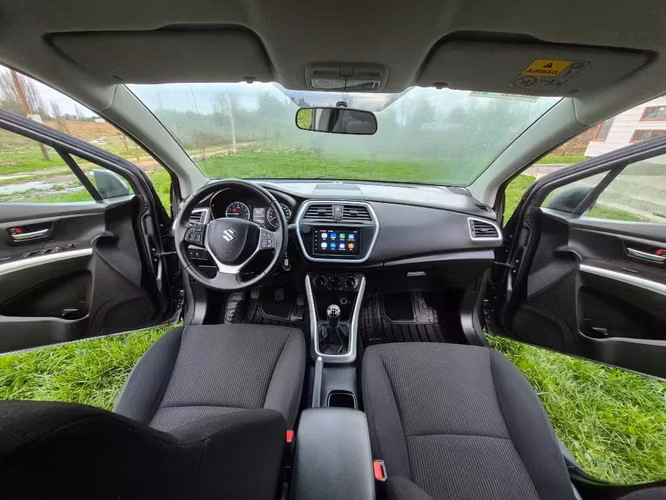 Suzuki scross 2022 full
