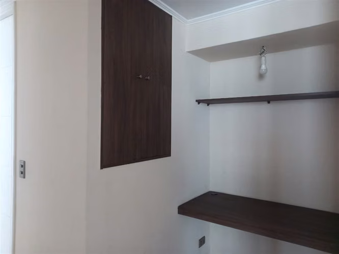 Departamento en arriendo de 2 dorm. Metro Ecuador