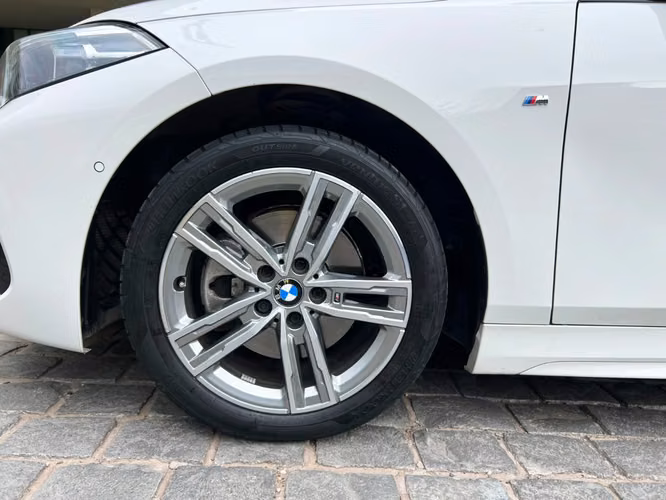 BMW 118 M SPORT 1.5 AT 2024