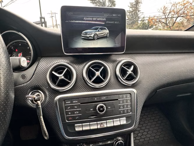 MERCEDES-BENZ A200 D AUTOMáTICO DIESEL  2017