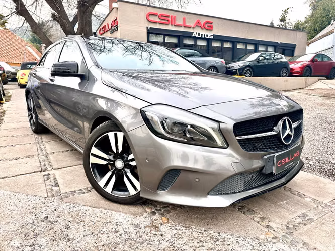 MERCEDES-BENZ A200 D AUTOMáTICO DIESEL  2017