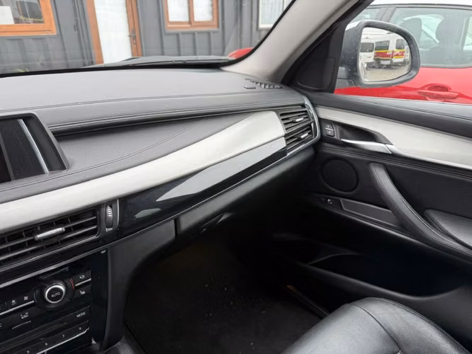 BMW X6  2017