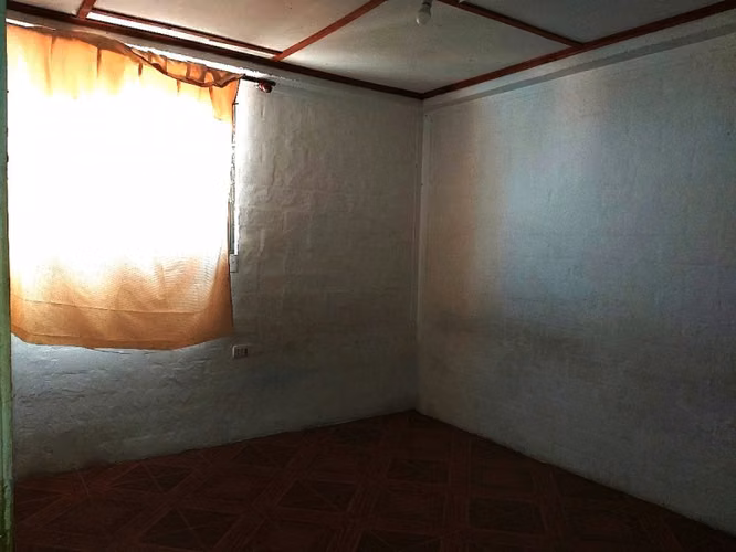 ARRIENDO DEPARTAMENTO 4TO PISO    POBL. DINAMARCA