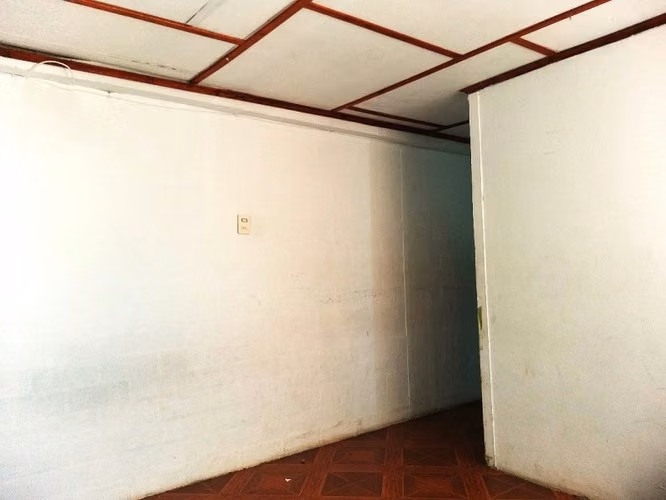 ARRIENDO DEPARTAMENTO 4TO PISO    POBL. DINAMARCA
