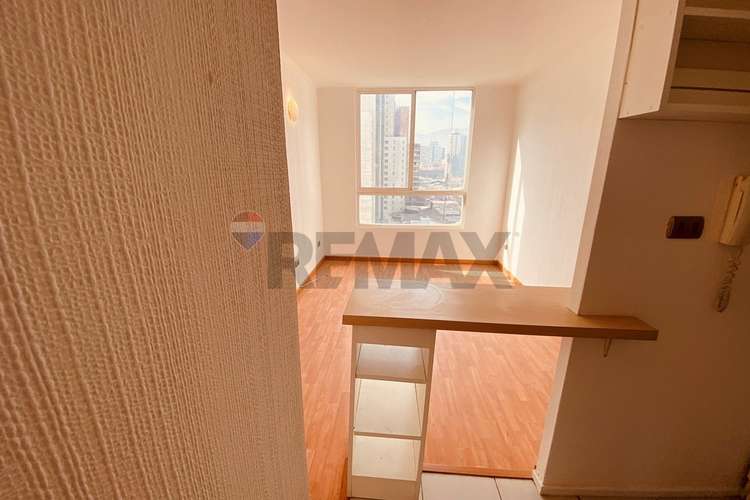 Excelente dpto piso 10 de 2d+1b+e+b-santiago - Imagen 5